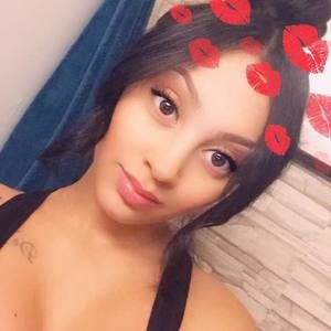 Meet your Posher, Briana